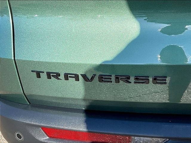 New 2027 Chevrolet Traverse LT w/ Midnight/Sport Edition FWD image 11