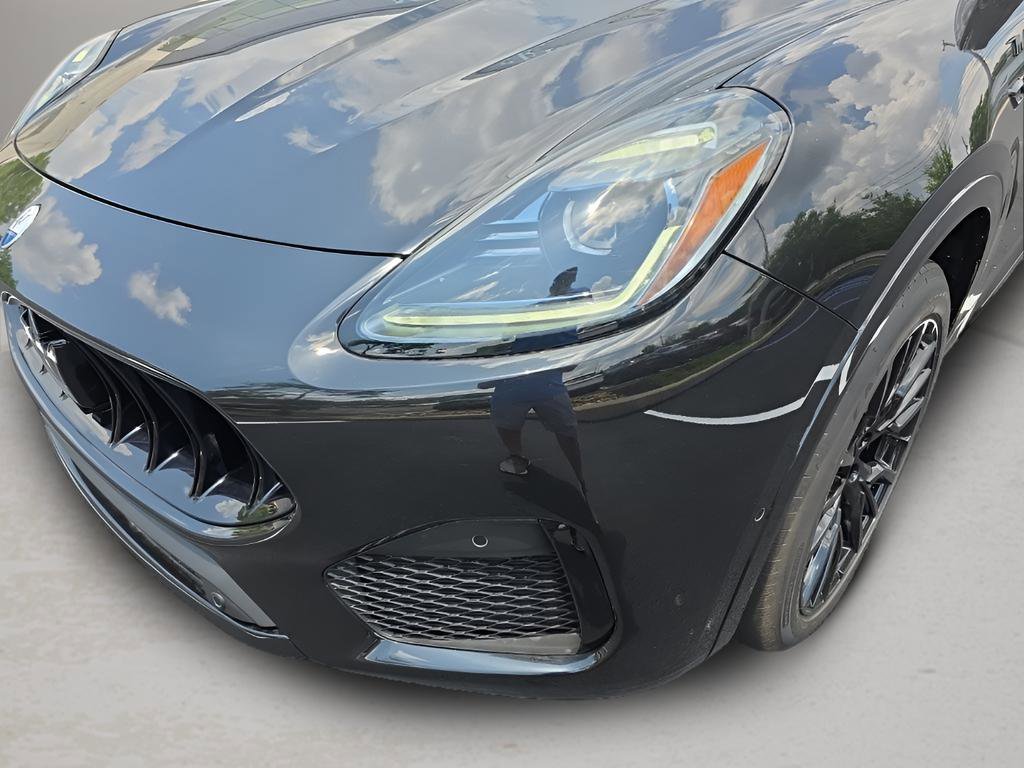 New 2025 Maserati Grecale Modena image 9