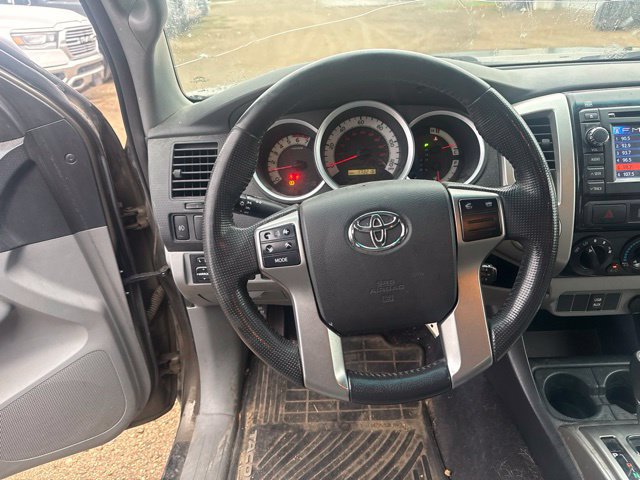 Used 2013 Toyota Tacoma 4x4 Double Cab w/ SR5 Pkg image 13