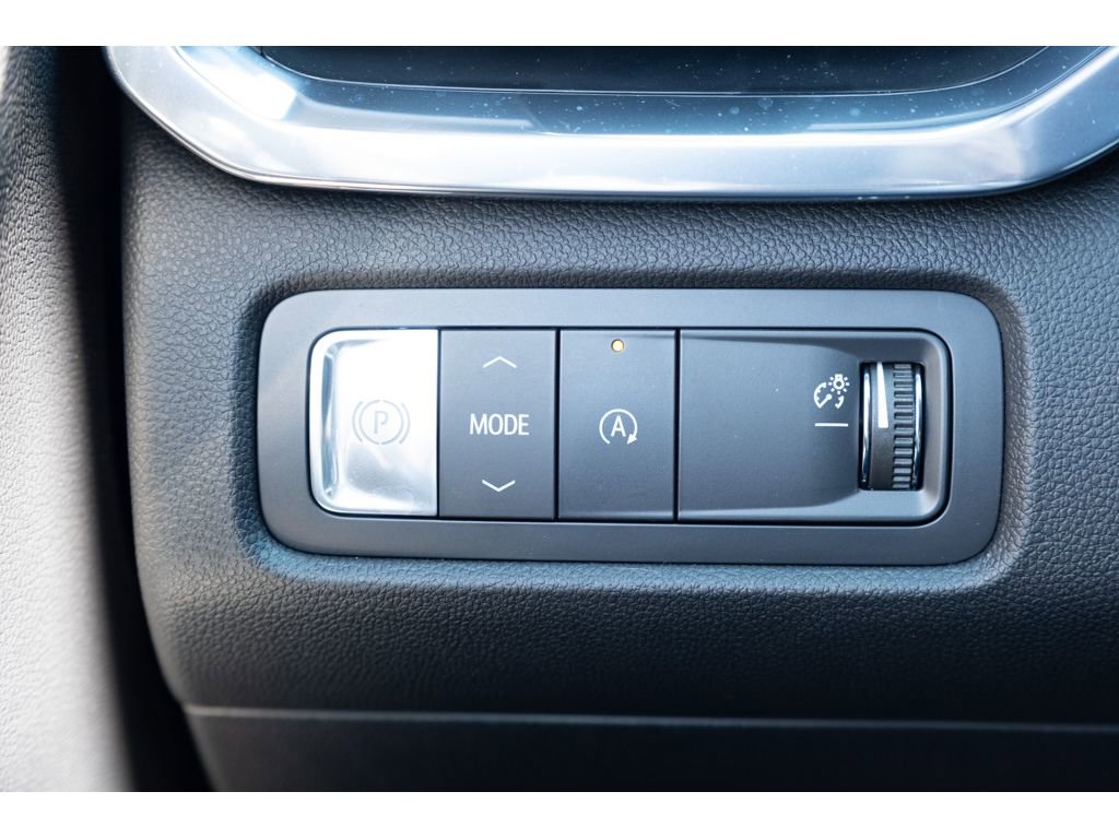 Used 2025 GMC Acadia Denali image 28