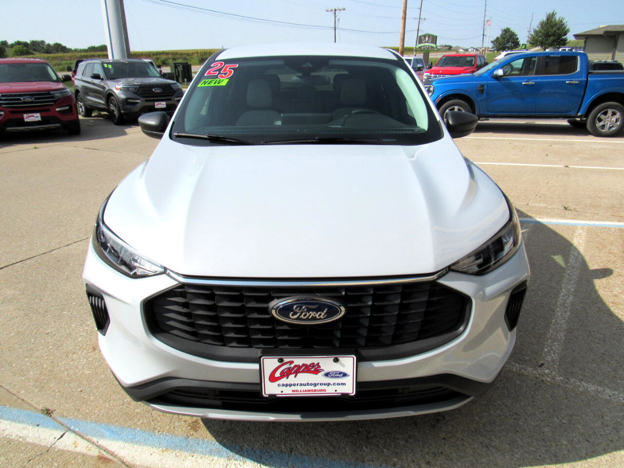 New 2025 Ford Escape Active image 2