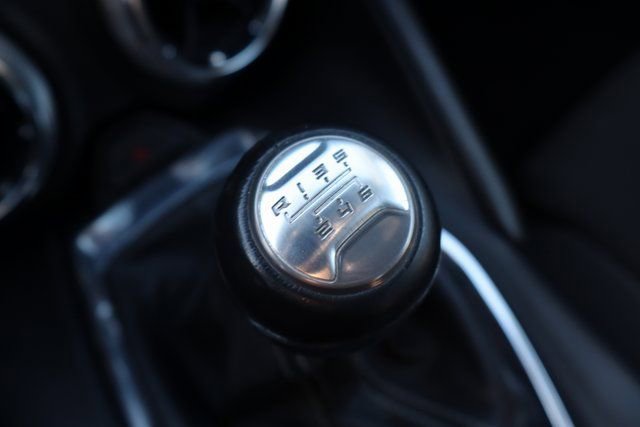 Used 2020 Chevrolet Camaro LT image 21