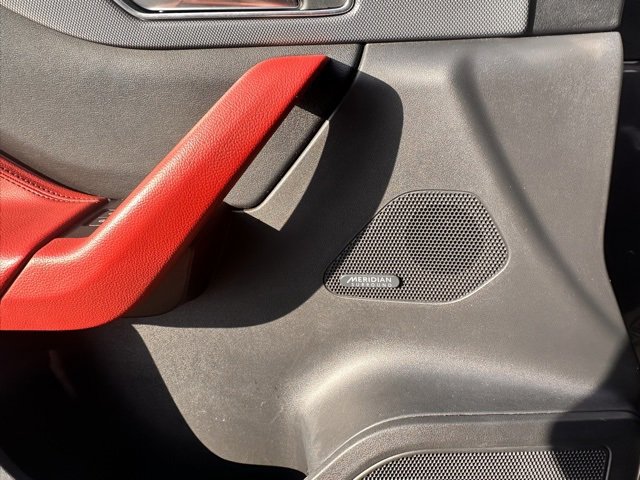 Used 2017 Jaguar F-PACE S image 11