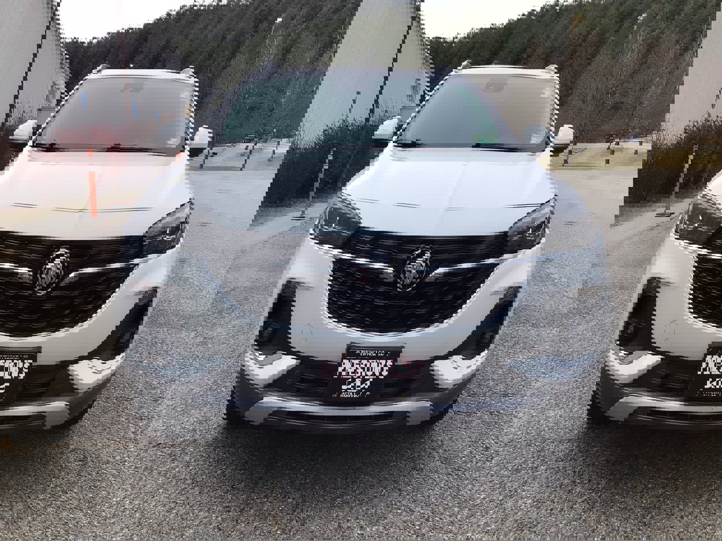 Used 2023 Buick Encore GX Essence w/ Experience Buick Package image 2