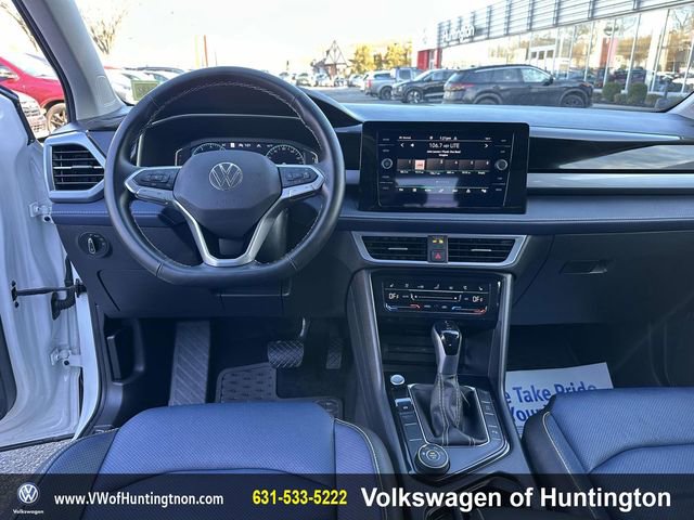 Certified 2025 Volkswagen Taos SEL w/ Taos Adventure Package (SXB) image 22