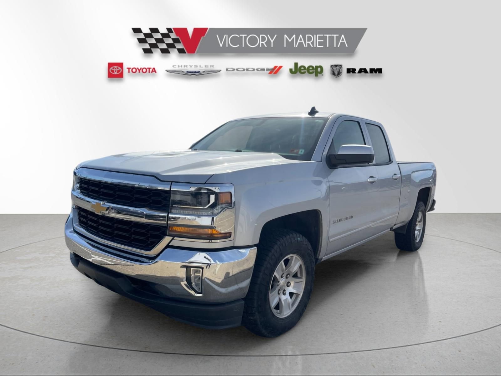 Used 2018 Chevrolet Silverado 1500 LT w/ LT Convenience Package