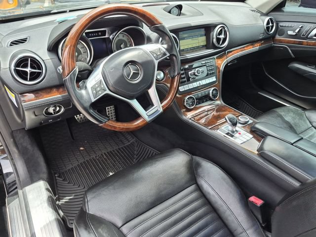 Used 2013 Mercedes-Benz SL 550 image 10