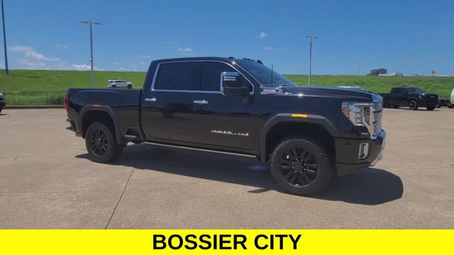 Certified 2023 GMC Sierra 3500 Denali w/ Denali Black Diamond Edition AWD/4WD image 2