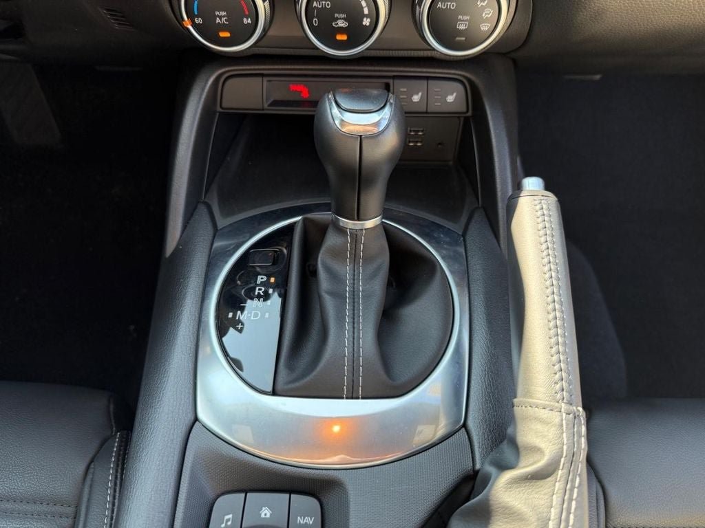 Used 2020 FIAT 124 Spider Lusso w/ Convenience Group RWD image 12