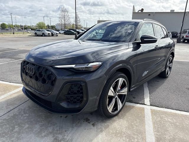 Used 2025 Audi SQ5 Premium Plus image 3