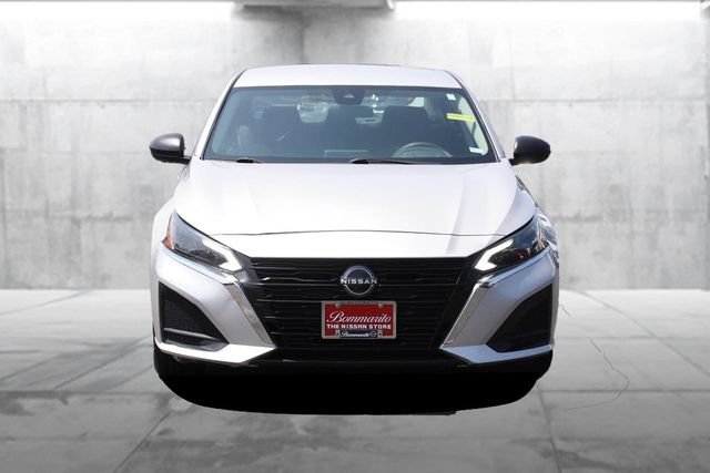 Certified 2024 Nissan Altima 2.5 SV FWD image 4