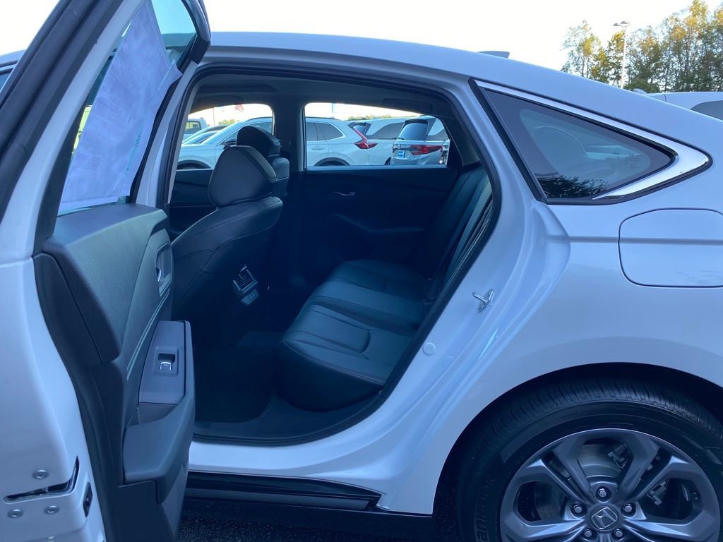 New 2025 Honda Accord EX-L image 18