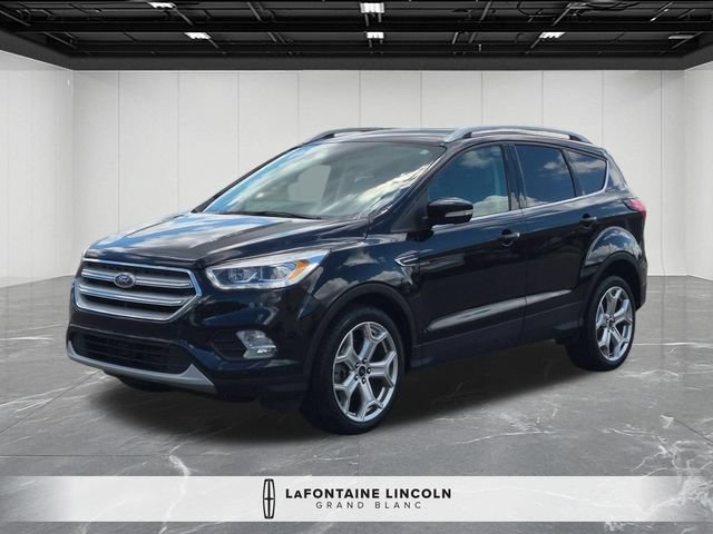 Used 2019 Ford Escape Titanium w/ U9j03 - Titanium Tow Package