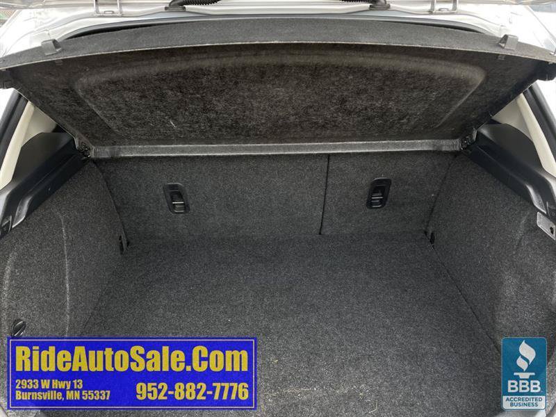 Used 2012 MAZDA MAZDA3 i Touring FWD image 29