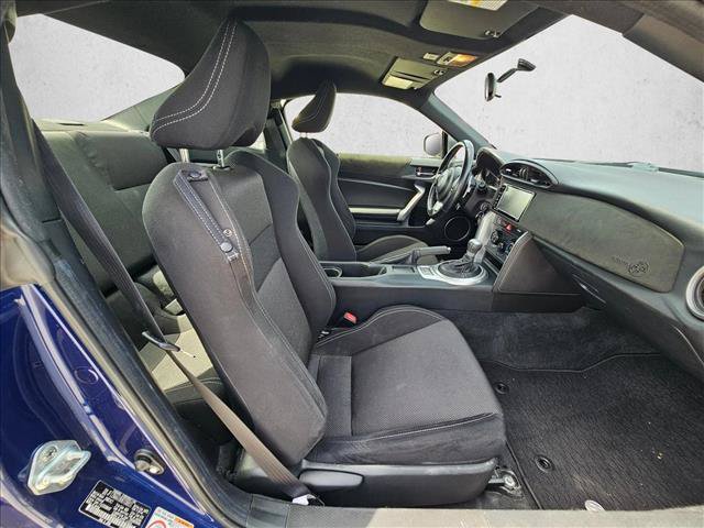 Used 2017 Toyota 86 RWD image 20