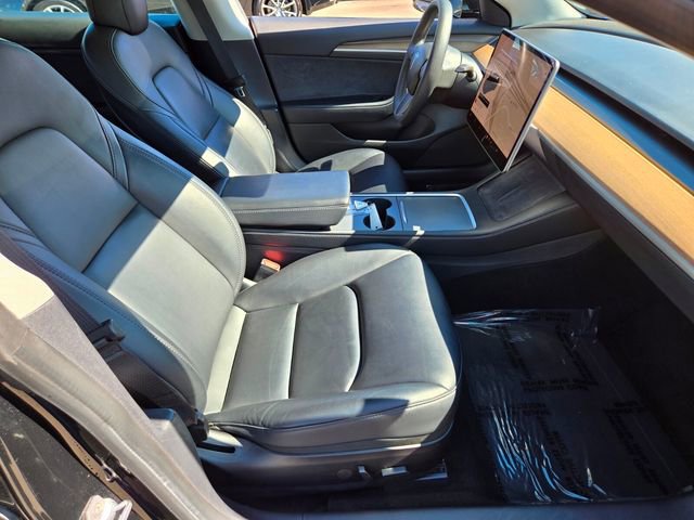 Used 2022 Tesla Model 3 Standard Range image 20