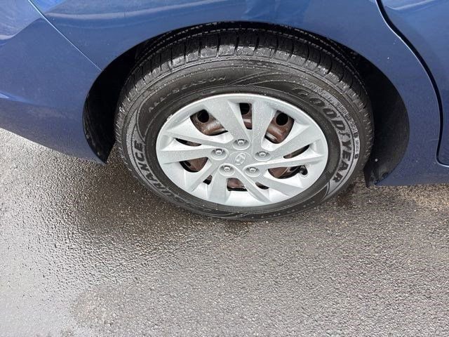 Used 2019 Hyundai Elantra SE image 41