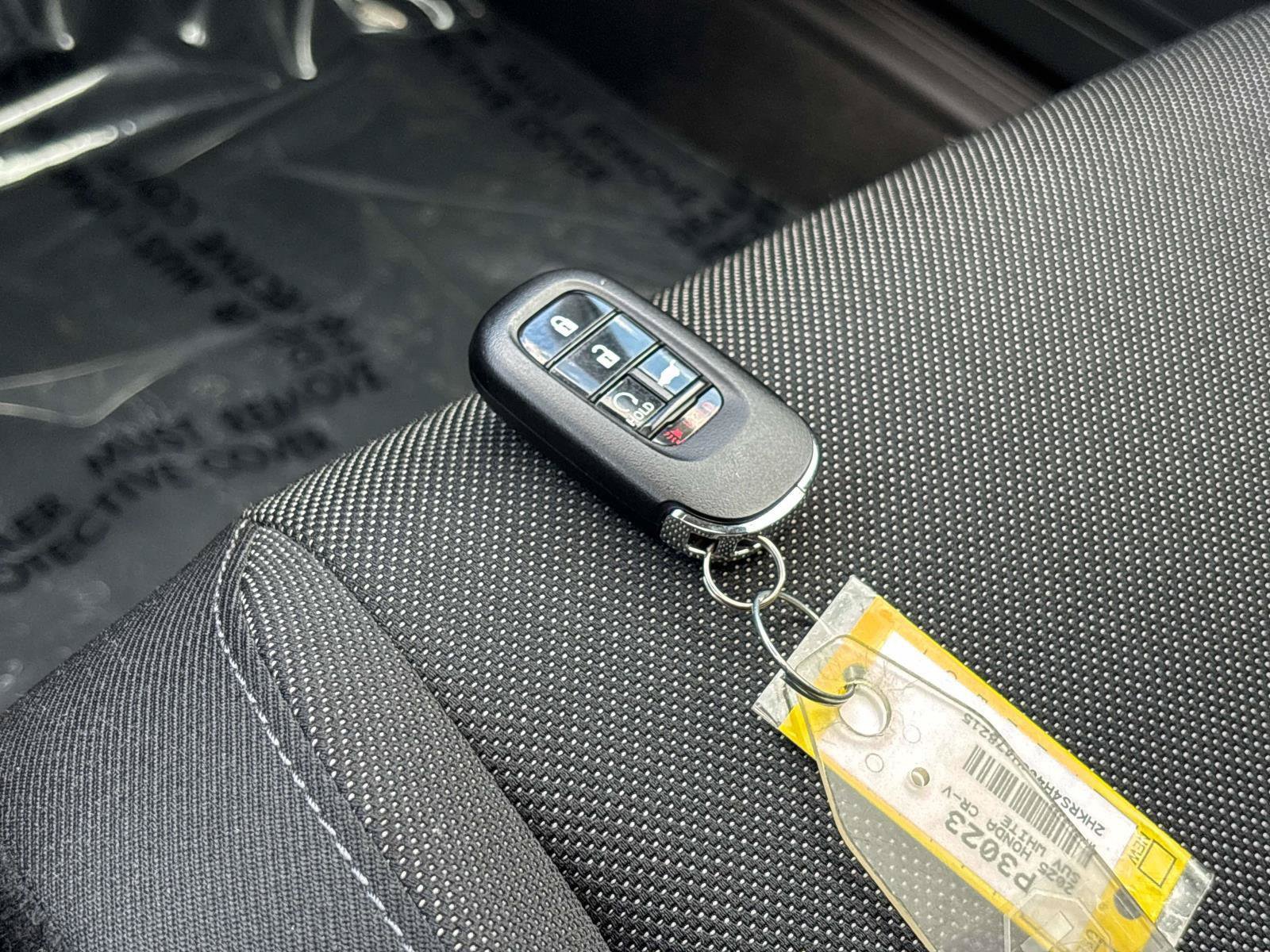 Used 2025 Honda CR-V EX image 27