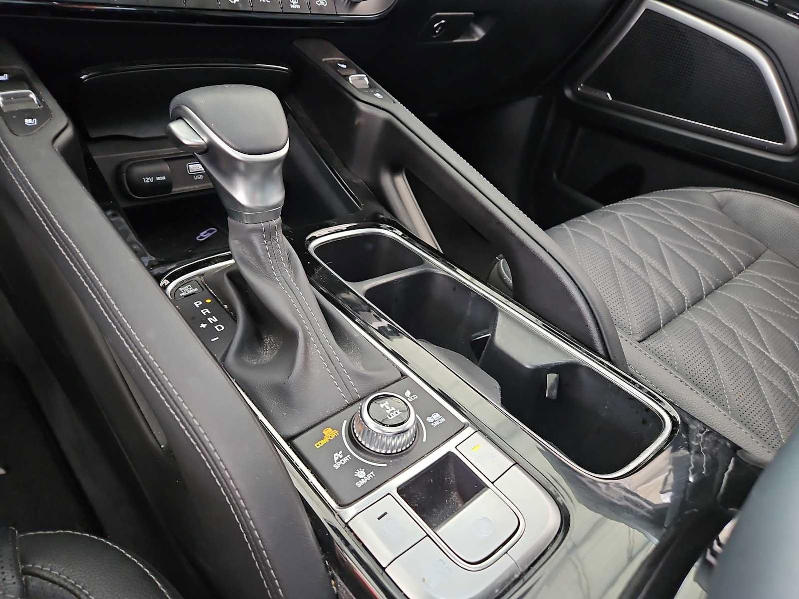 Certified 2025 Kia Telluride AWD image 22
