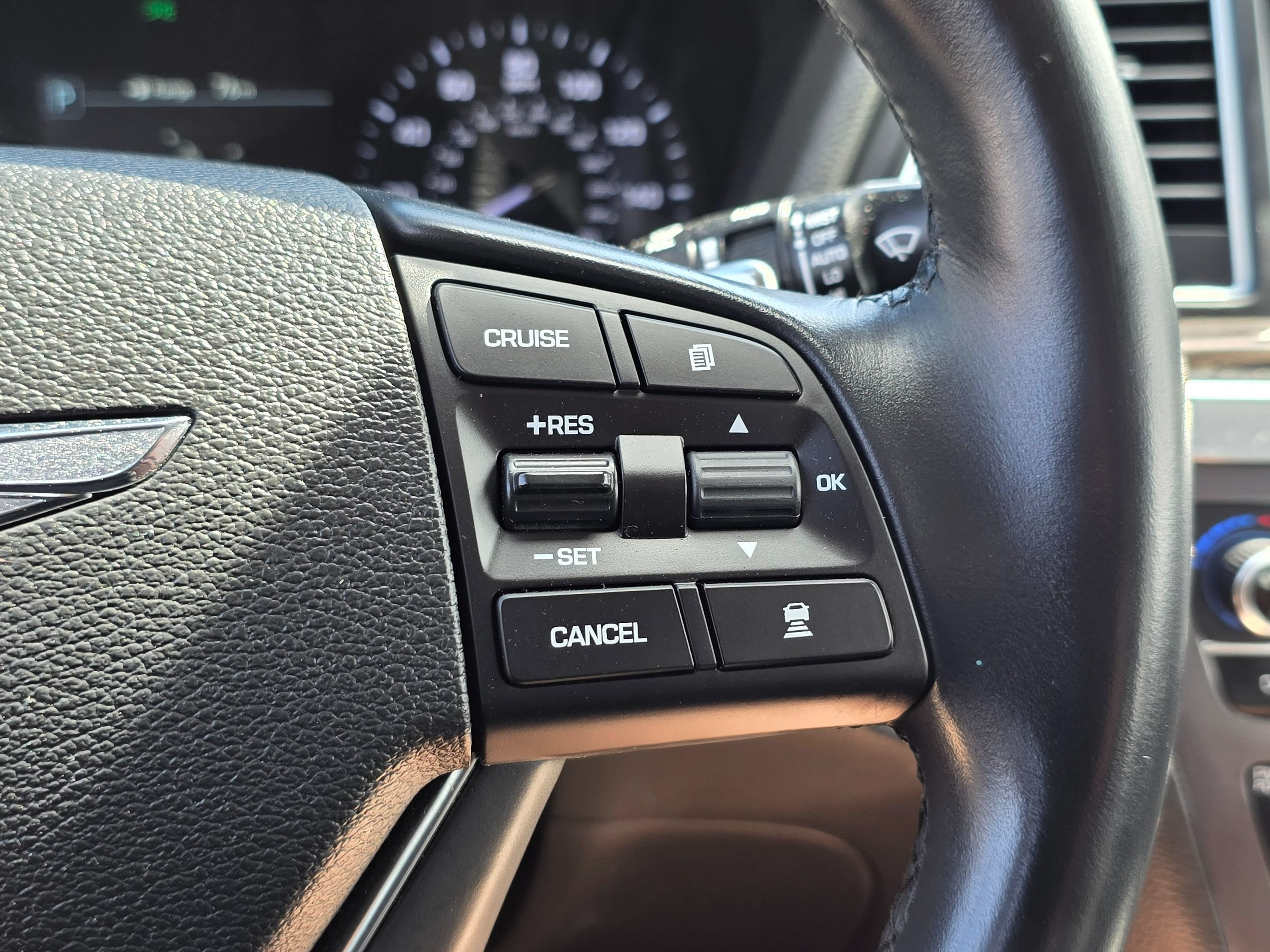 Used 2018 Genesis G80 3.8 image 27
