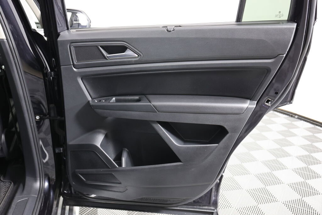 Used 2019 Volkswagen Atlas SEL R-Line image 22