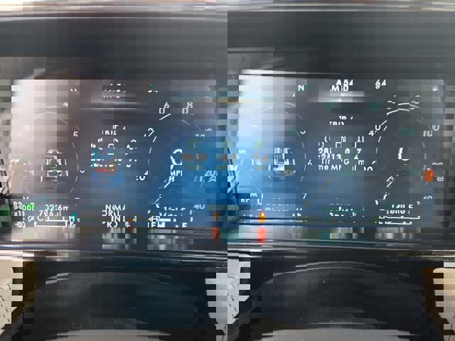 Used 2022 Lincoln Navigator 4WD image 17