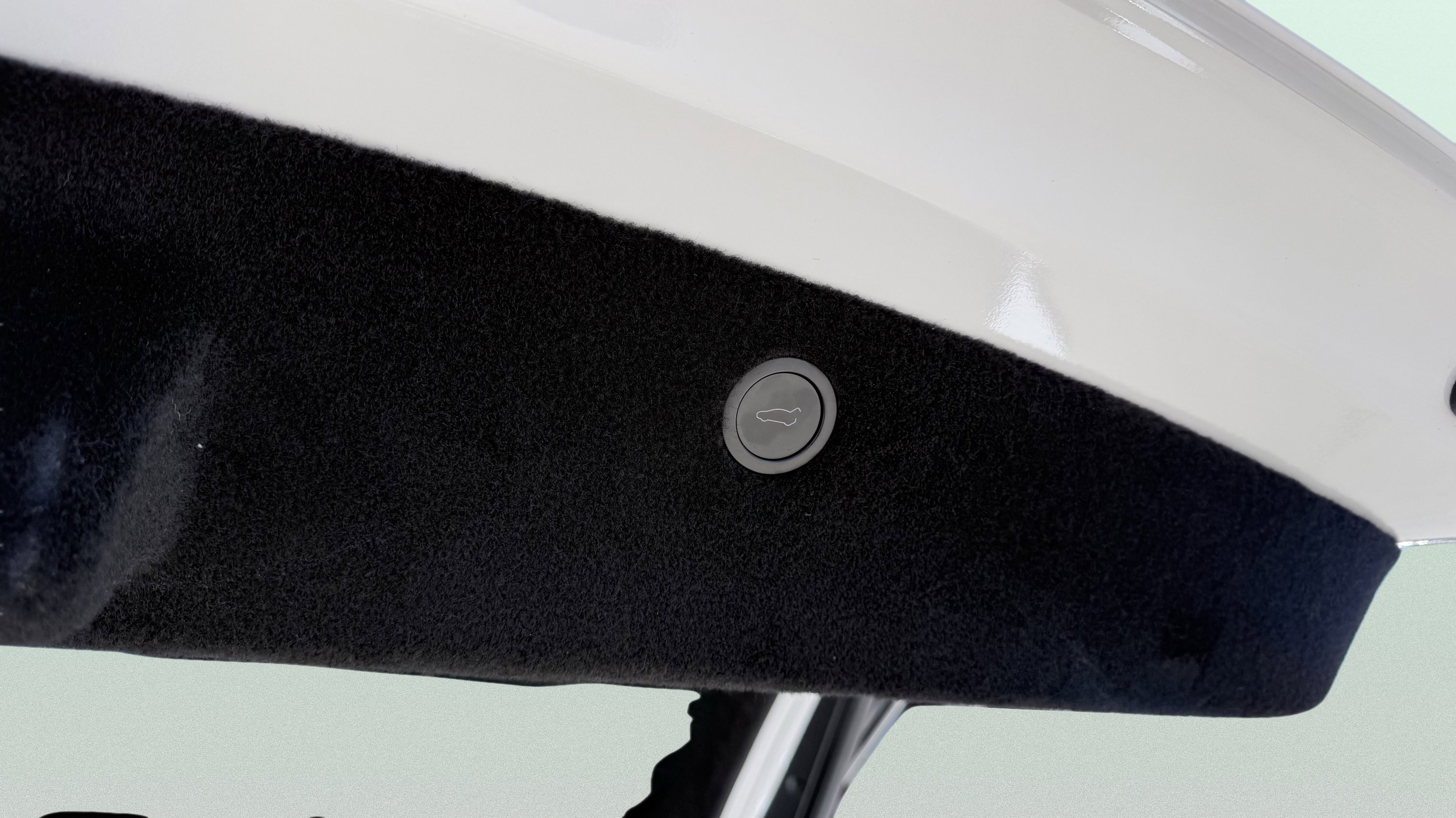 Used 2023 Tesla Model X Plaid image 17