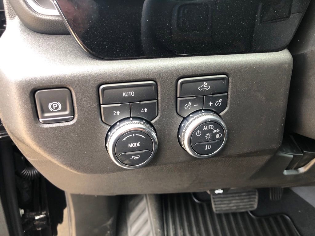 New 2025 GMC Sierra 1500 Elevation image 15