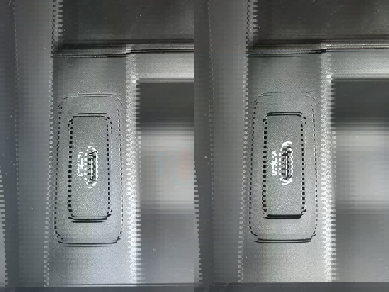 New 2026 Land Rover Range Rover Evoque Dynamic SE image 33