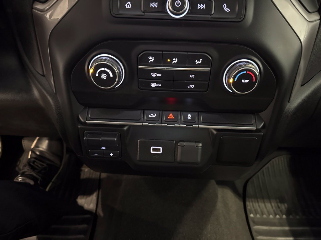 Used 2020 Chevrolet Silverado 2500 Custom w/ Custom Value Package AWD/4WD image 26
