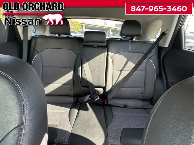 Used 2022 Kia Niro EX FWD image 12