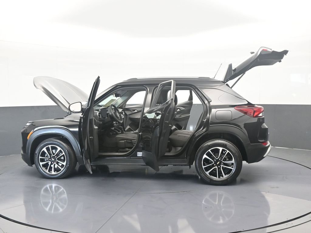 Used 2024 Chevrolet TrailBlazer LT image 69