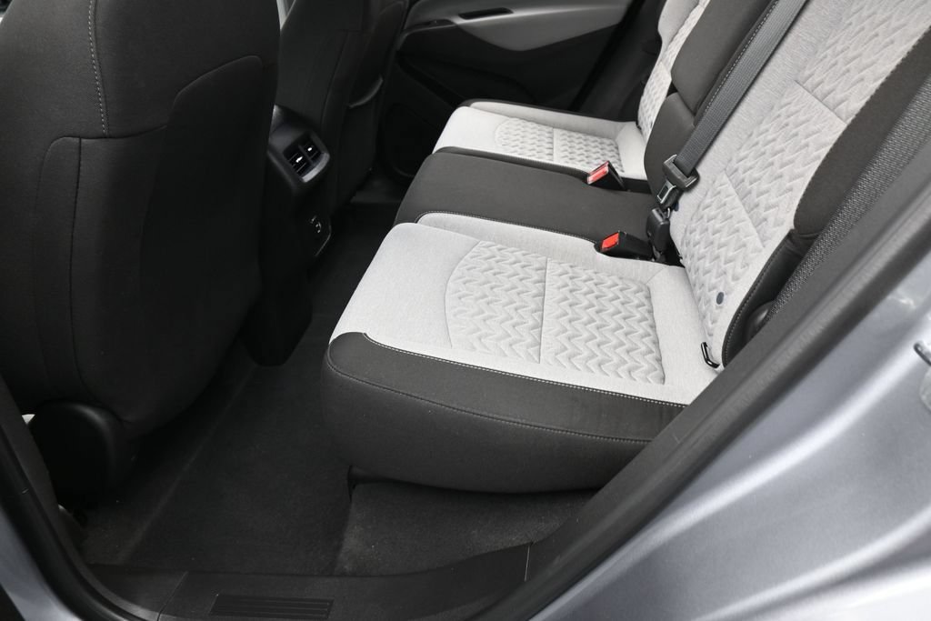 Used 2024 Chevrolet Equinox LS w/ LS Convenience Package FWD image 30