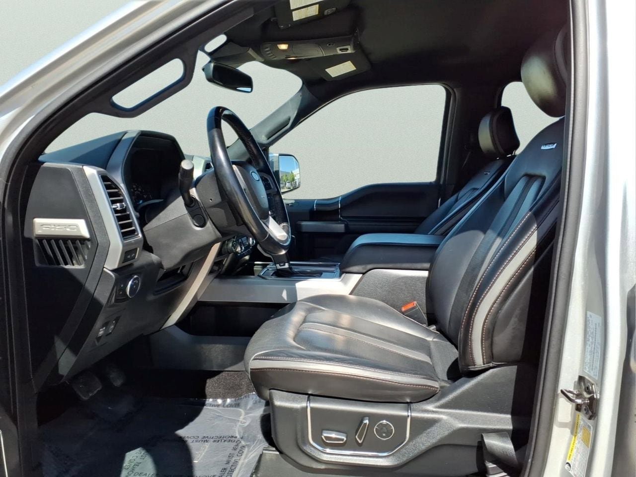 Used 2018 Ford F150 Platinum w/ Trailer Tow Package AWD/4WD image 15