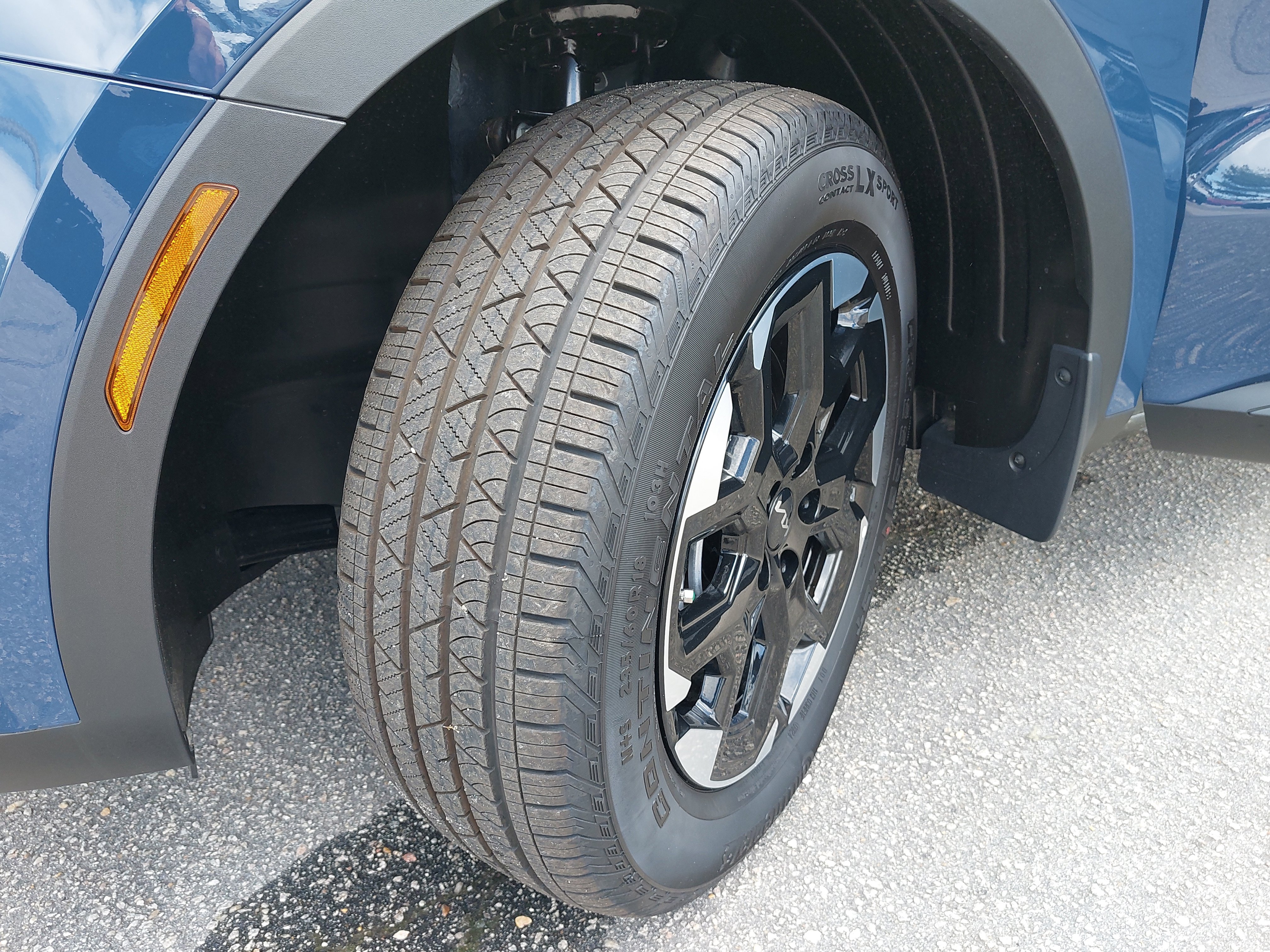 New 2025 Kia Sorento S w/ Panoramic Sunroof Package image 35