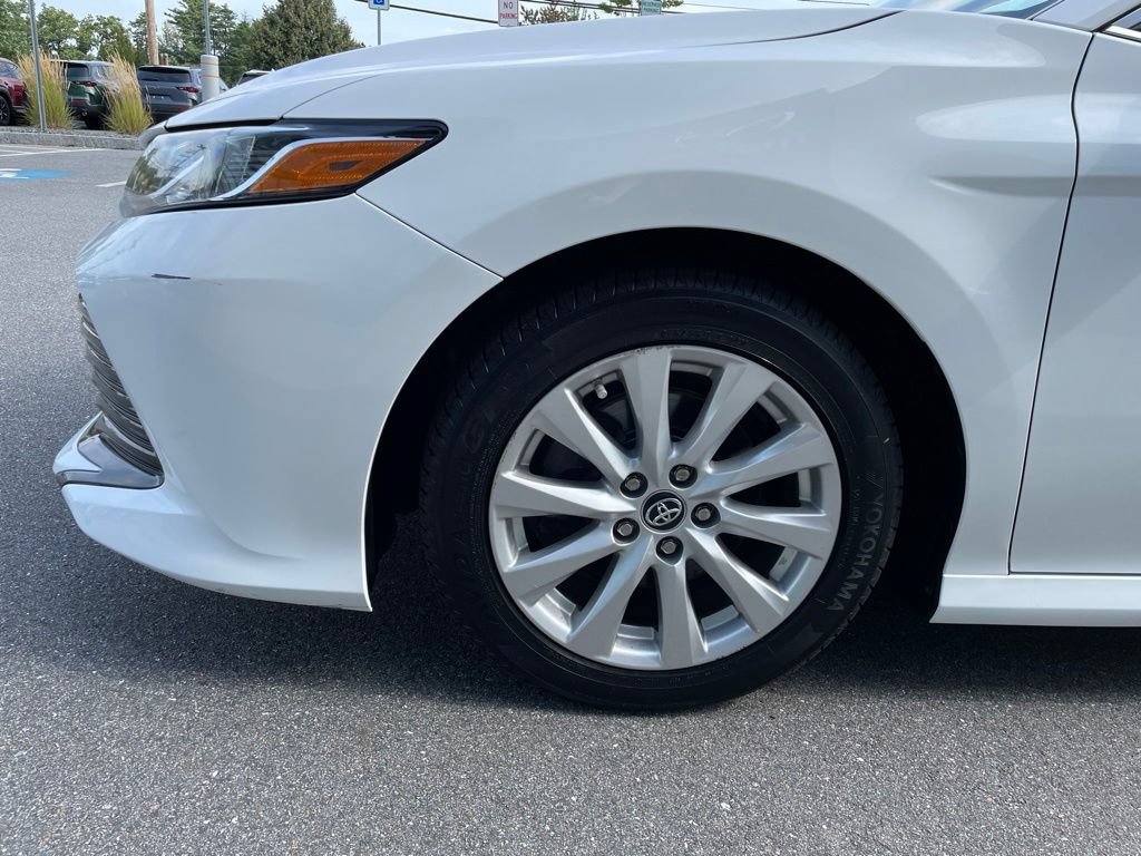 Used 2019 Toyota Camry LE FWD image 8
