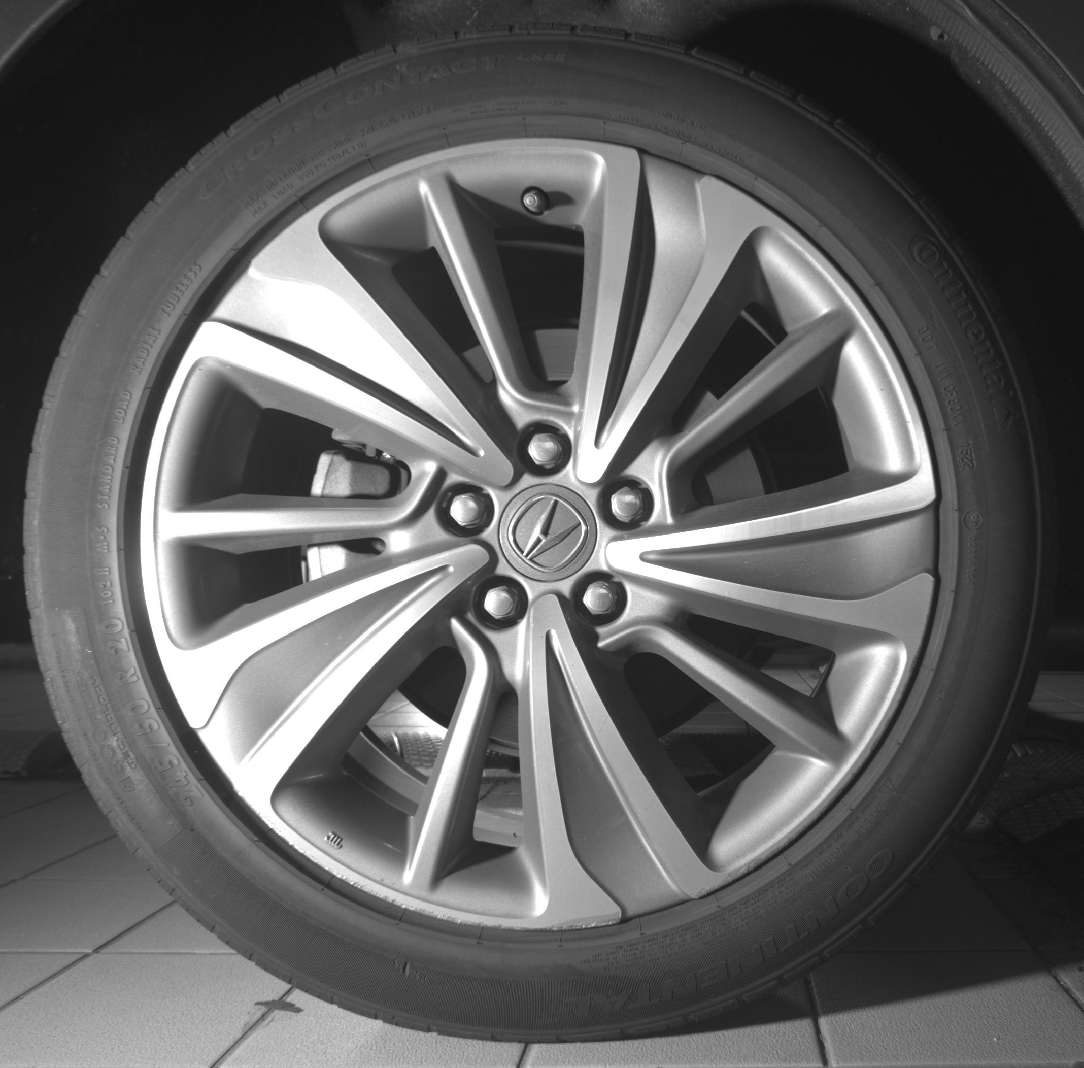 Used 2017 Acura MDX w/ Technology Package AWD/4WD image 32