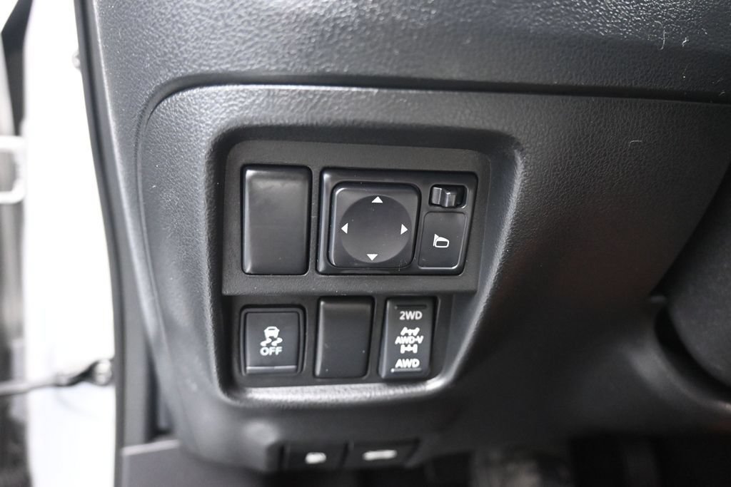 Used 2014 Nissan Juke NISMO RS AWD/4WD image 20