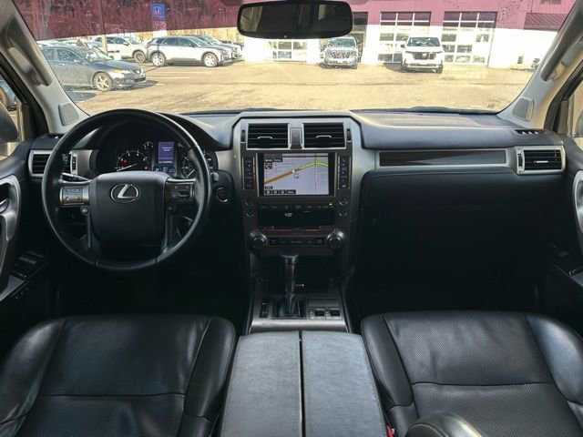 Used 2016 Lexus GX 460 w/ Comfort Package image 14