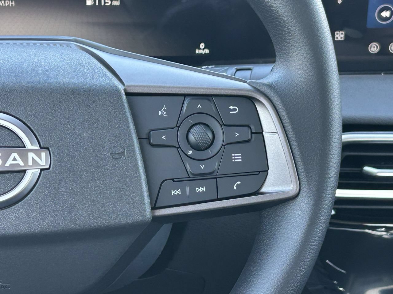 New 2027 Nissan Sentra SV w/ Floor Mat Package FWD image 25
