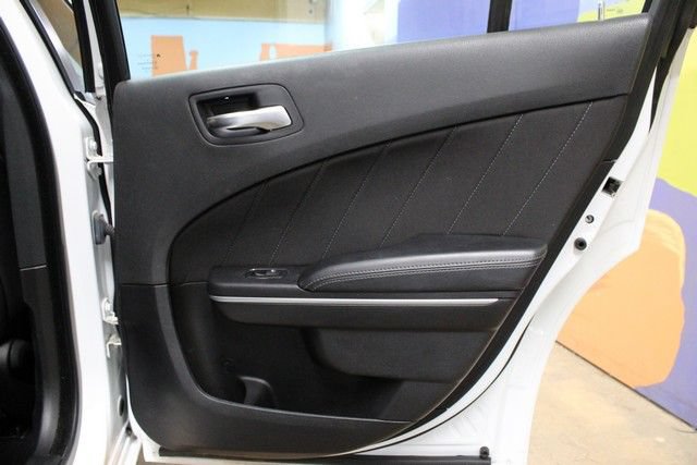 Used 2022 Dodge Charger SXT RWD image 11