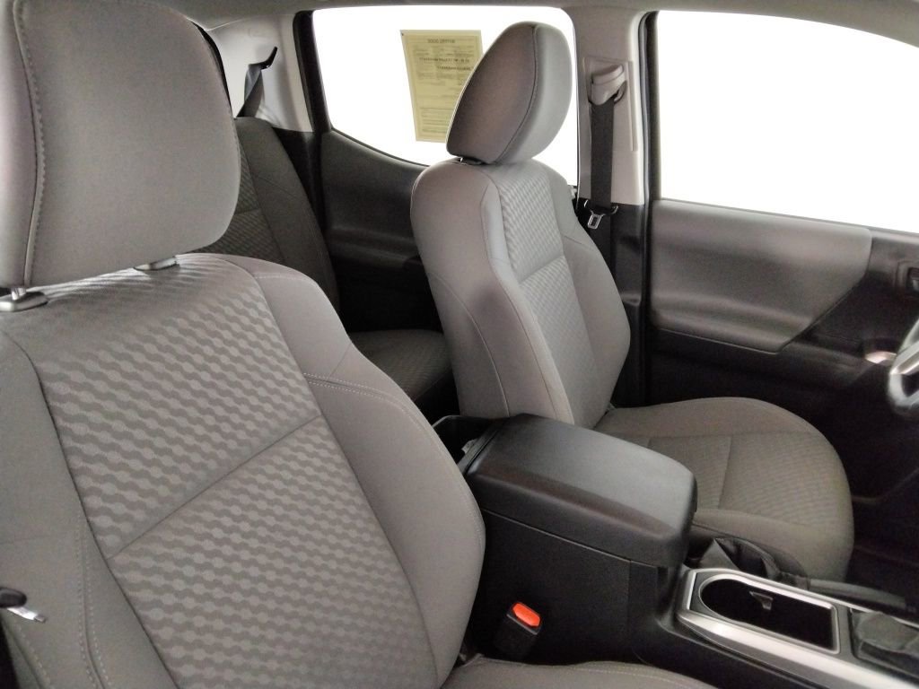 Used 2023 Toyota Tacoma SR5 w/ Technology Package image 34