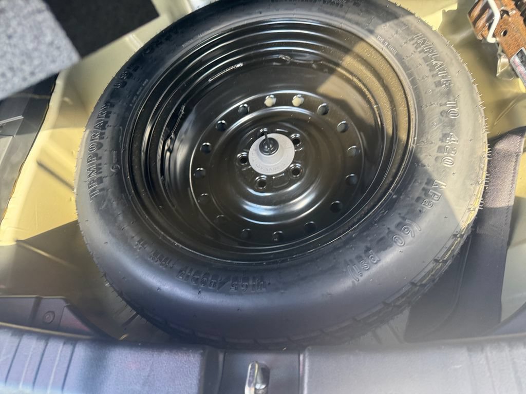 Used 2015 Honda CR-V EX-L image 18