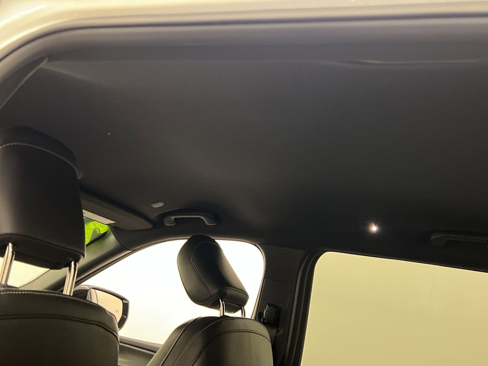 Used 2024 Jeep Grand Cherokee L Laredo image 22