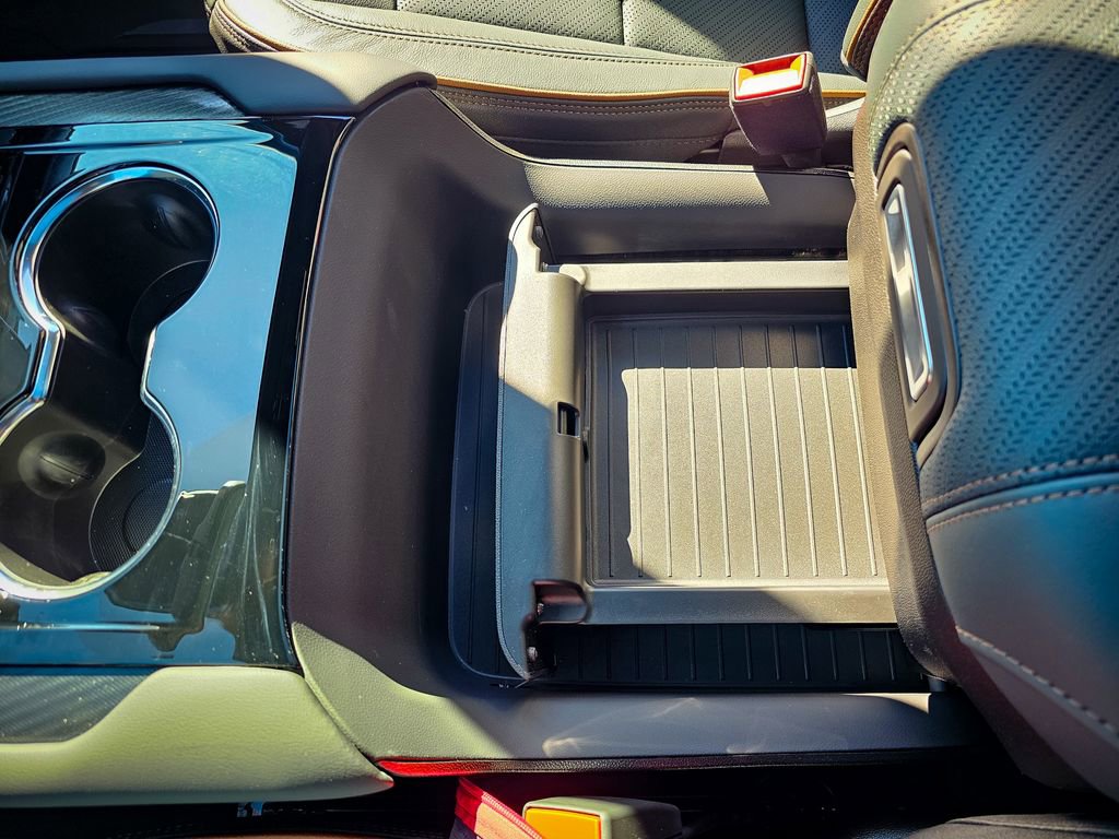 New 2026 GMC Yukon AT4 w/ AT4 Premium Plus Package image 33