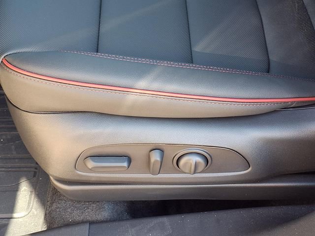 Used 2026 Chevrolet TrailBlazer RS w/ Driver Confidence Package FWD image 4