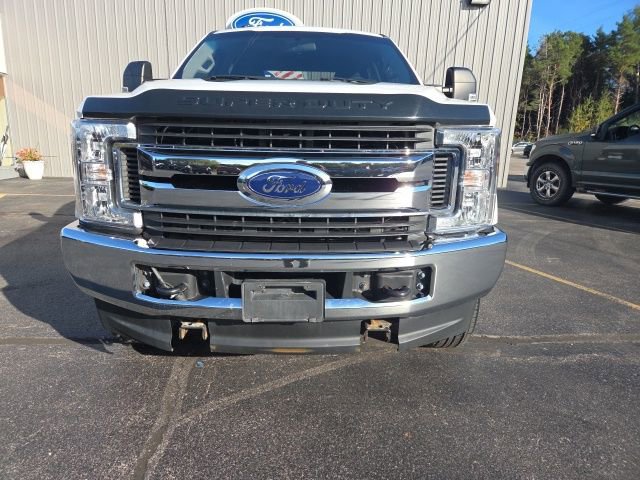 Used 2019 Ford F250 XLT image 2