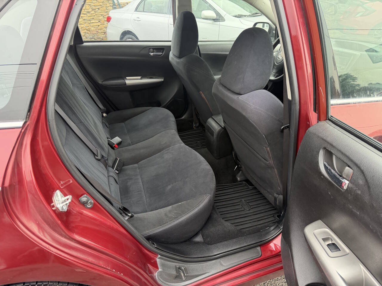 Used 2010 Subaru Impreza 2.5i AWD/4WD image 9