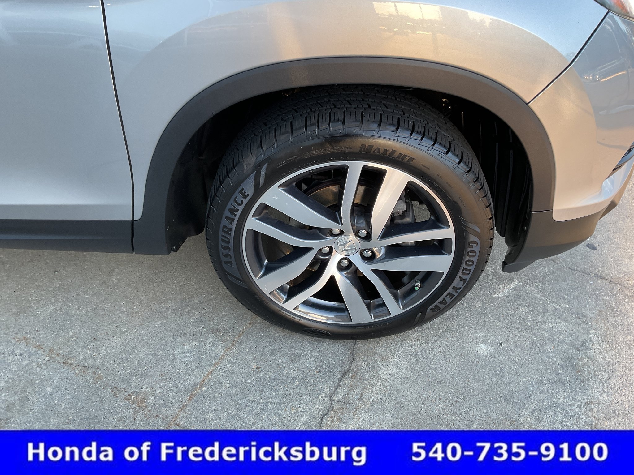Certified 2017 Honda Pilot Elite image 13
