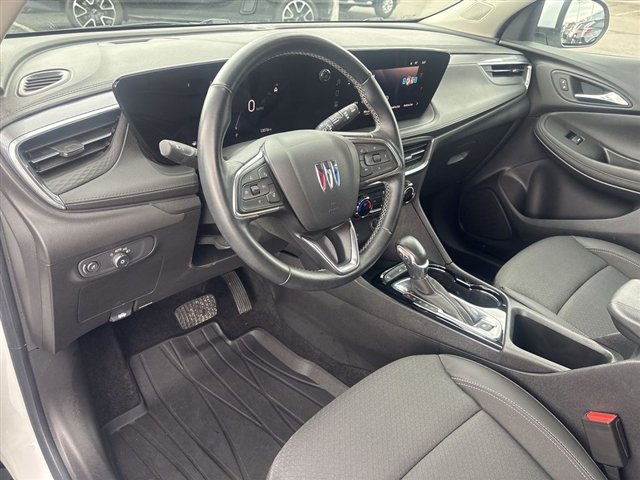 Certified 2024 Buick Encore GX Preferred w/ Comfort Package FWD image 10